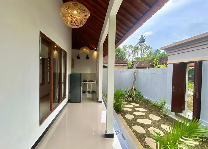Anindya House *